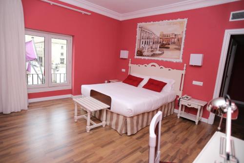 Suite del hotel Palacio de Valderrabanos. Foto 3