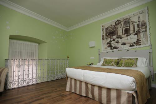 Suite del hotel Palacio de Valderrabanos. Foto 4