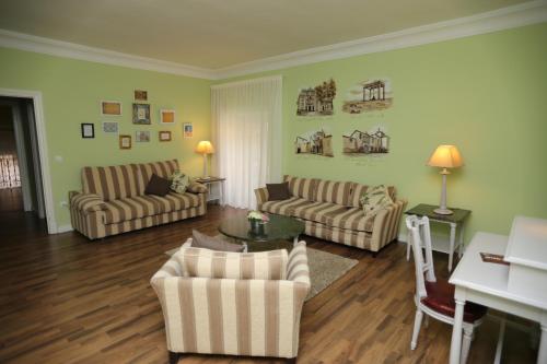 Suite del hotel Palacio de Valderrabanos. Foto 5