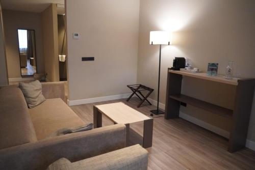 Suite Junior del hotel Palacio de Valderrabanos. Foto 7