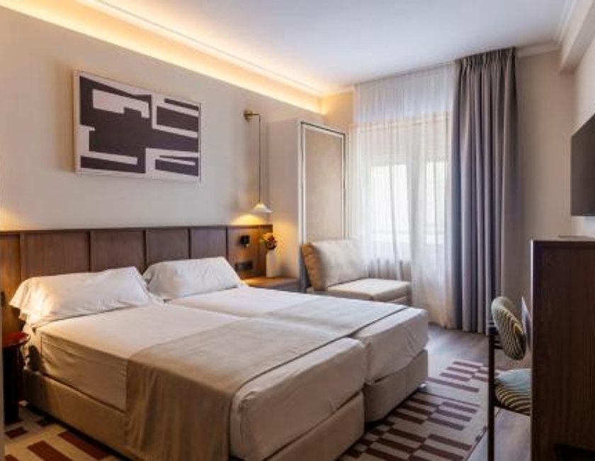 Habitación Triple del hotel Palacio de Valderrabanos. Foto 3