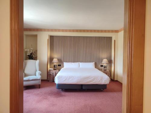 Suite Junior del hotel Sercotel Cuatro Postes. Foto 6