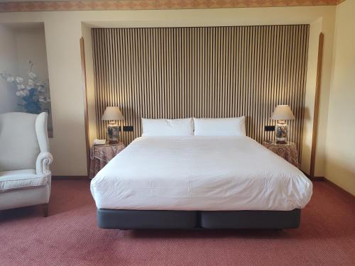 Suite Junior del hotel Sercotel Cuatro Postes. Foto 7
