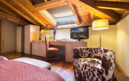 Habitación Doble Estándar - 1 o 2 camas del hotel Izan Puerta de Gredos. Foto 5