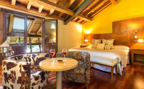 Habitación Doble Estándar - 1 o 2 camas del hotel Izan Puerta de Gredos. Foto 8