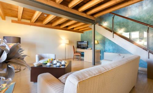 Suite del hotel Izan Puerta de Gredos. Foto 21