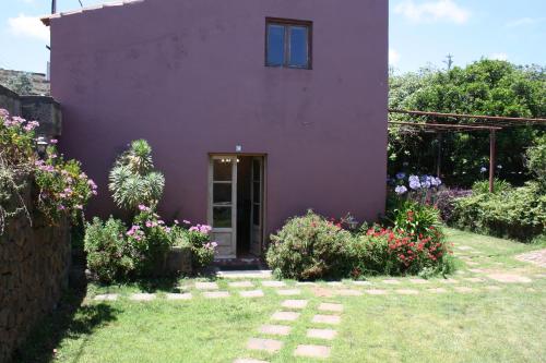 Casa Vista Montaña Vista Piscina Vista Jardin 1 habitación Sofá Cama incluido 1 Cama doble del hotel Finca El Vergel Rural. Foto 12