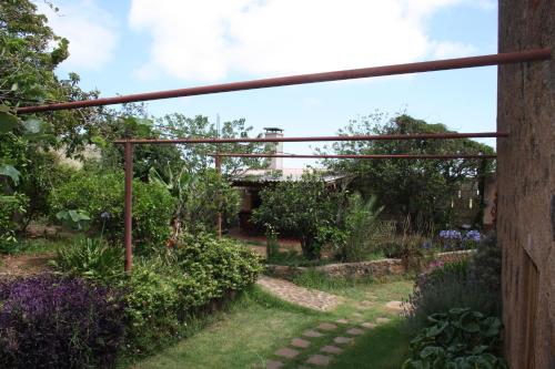 Casa Vista Piscina Vista Jardin 1 habitación Sofá Cama incluido 2 Camas individuales del hotel Finca El Vergel Rural. Foto 8