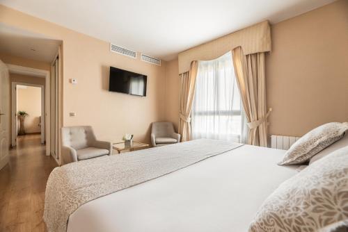 Suite del hotel Rio Badajoz. Foto 1
