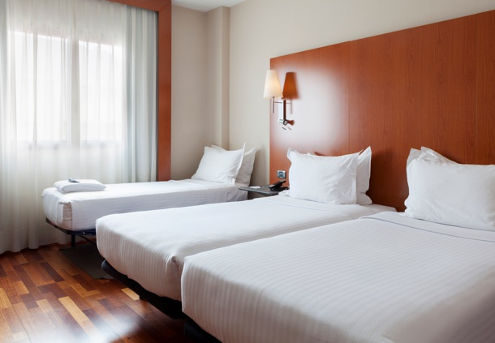 Habitación familiar del hotel AC Badajoz by Marriott