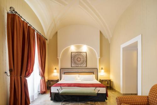Suite Junior del hotel Ilunion Merida Palace. Foto 3
