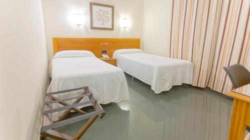 Habitación Doble con parking - 2 camas del hotel Zeus. Foto 8