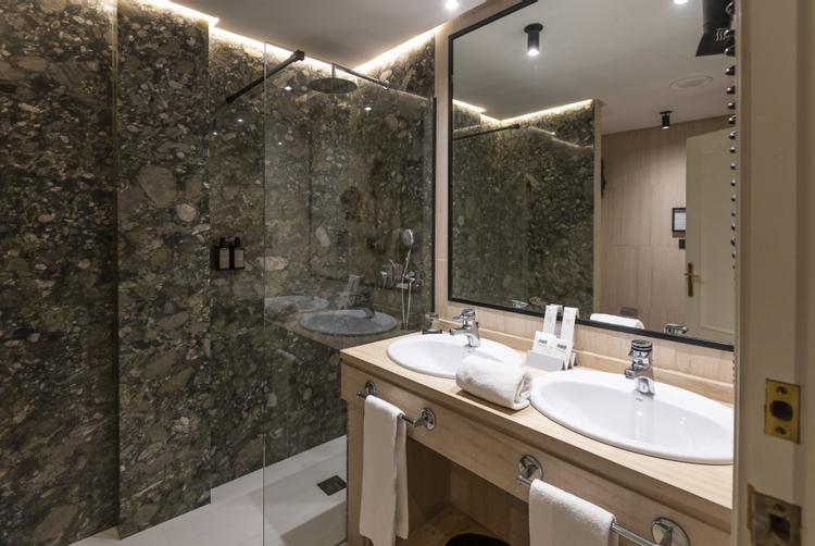 Habitación Doble del hotel AZZ Merida Medea. Foto 6