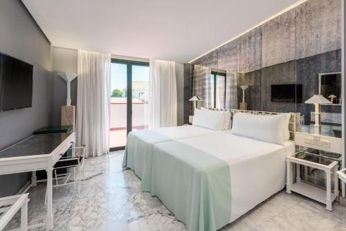 Habitación Superior del hotel AZZ Merida Medea. Foto 2