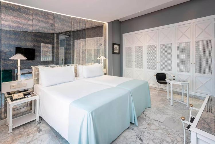 Habitación doble Superior del hotel AZZ Merida Medea. Foto 2