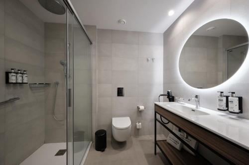 Habitación Premium del hotel Catalonia La Maquinista. Foto 1