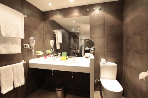 Suite del hotel Concordia Barcelona. Foto 5