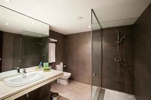 Habitación Doble Deluxe - 2 camas del hotel Concordia Barcelona. Foto 6