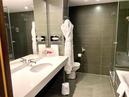 Habitación Doble Deluxe - 2 camas del hotel Concordia Barcelona. Foto 8
