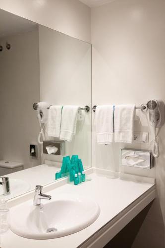 Habitación Doble Confort - 1 o 2 camas del hotel Concordia Barcelona. Foto 13