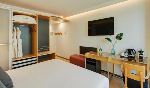 Habitación Doble Superior del hotel Sercotel Caspe. Foto 5