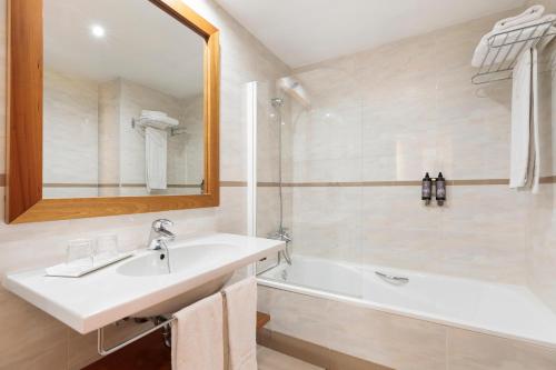 Habitación Doble del hotel Best Aranea. Foto 3