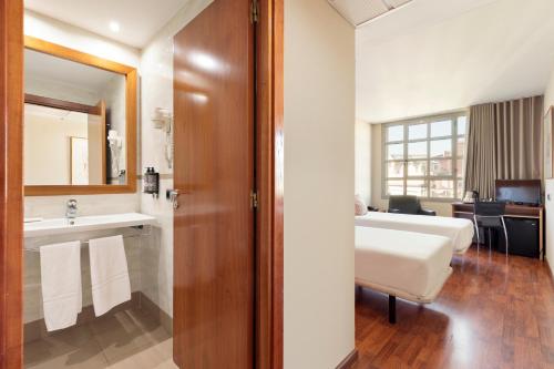Habitación Doble Superior del hotel Best Aranea. Foto 8