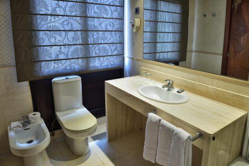 Habitación Doble Pequeña del hotel ITC Barcelona by Soho Boutique. Foto 3