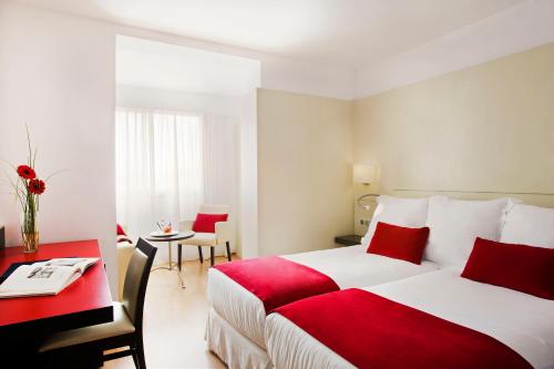 Habitación Doble con Cama supletoria del hotel Grupotel Gravina