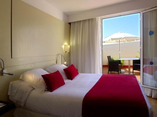 Habitación Doble con Terraza del hotel Grupotel Gravina. Foto 3