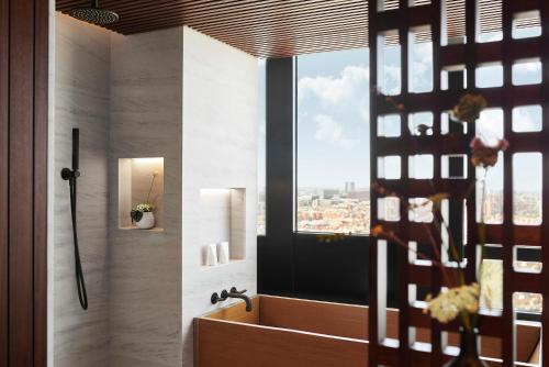 Suite Sake del hotel Nobu Barcelona. Foto 9
