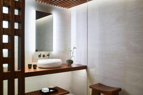 Habitación Premium - 2 camas dobles del hotel Nobu Barcelona. Foto 2
