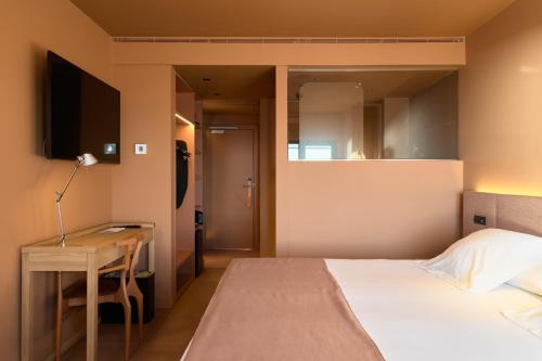 Oferta especial - Habitación Doble con vistas al mar y masaje - 1 o 2 camas del hotel Barcelona Princess. Foto 6
