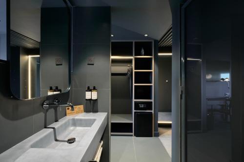 Oferta especial - Habitación Doble con vistas a la ciudad y masaje - 1 o 2 camas del hotel Barcelona Princess. Foto 3