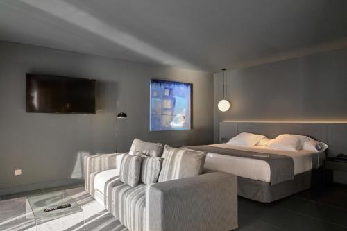 Oferta especial - Suite Premium con masaje del hotel Barcelona Princess. Foto 1