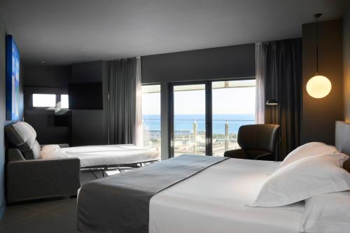 Habitación Familiar del hotel Barcelona Princess. Foto 7