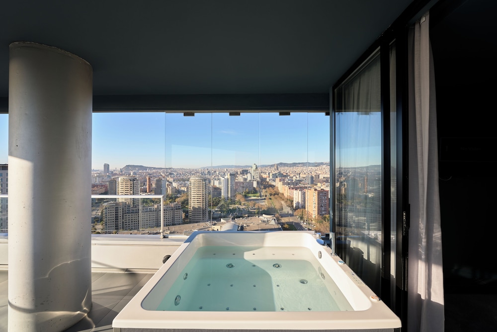Habitación Premium del hotel Barcelona Princess. Foto 6