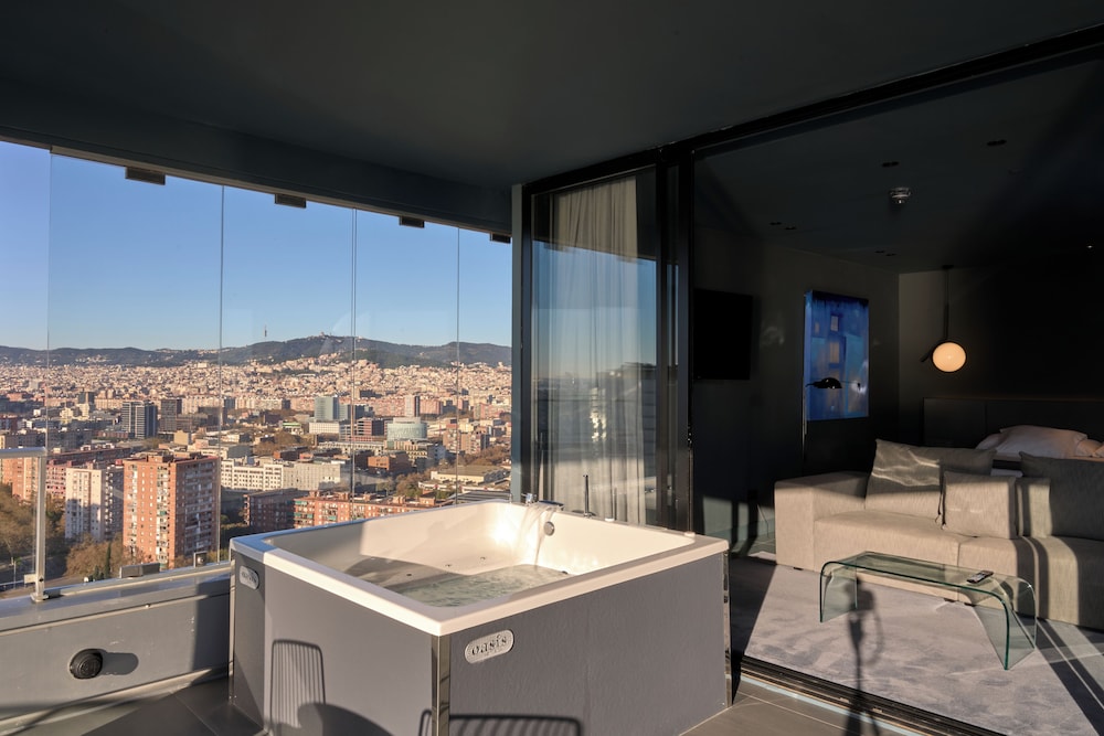 Habitación Premium del hotel Barcelona Princess. Foto 8