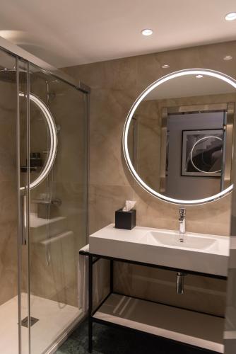 Habitación Doble con terraza - 1 o 2 camas del hotel Eurostars Cristal Palace. Foto 2