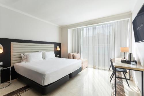 Habitación Triple del hotel Eurostars Cristal Palace