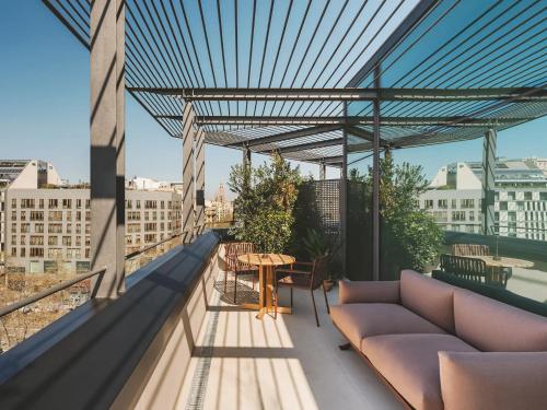 Habitación Doble Superior con terraza - 1 o 2 camas del hotel Condes De Barcelona. Foto 3