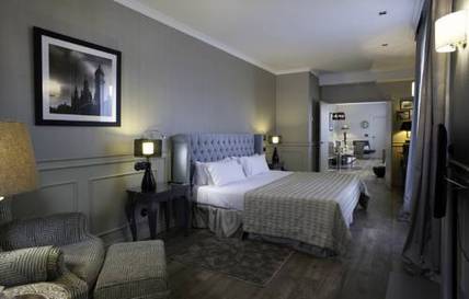 Suite Prestige del hotel El Avenida Palace. Foto 1