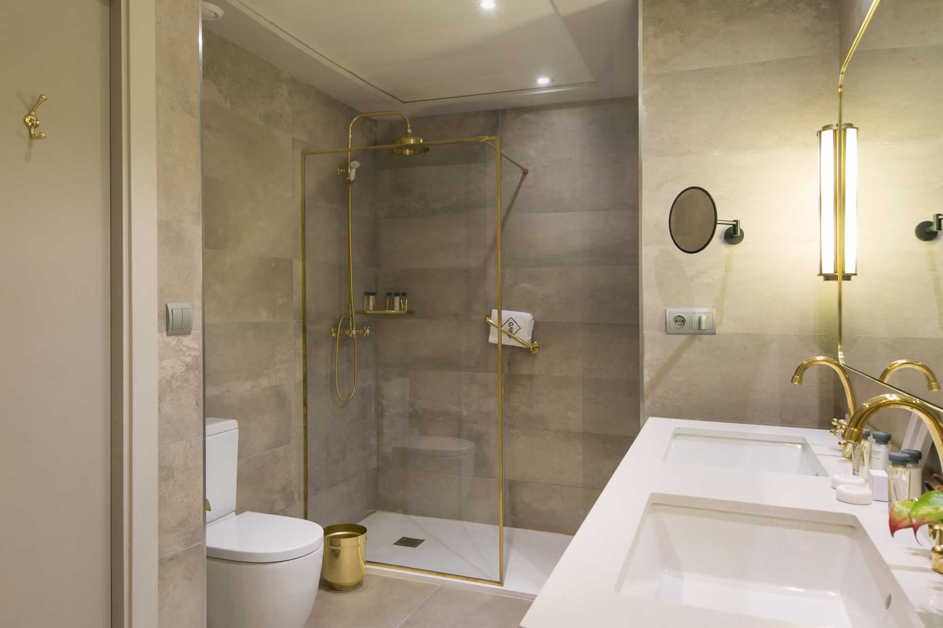 El Avenida Palace Junior Suite del hotel El Avenida Palace. Foto 5