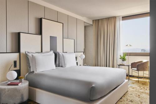 Suite Grand de 1 dormitorio del hotel Grand Hyatt Barcelona. Foto 2