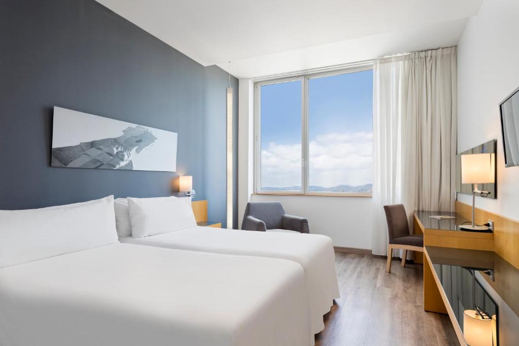 Habitación doble del hotel INNSiDE Barcelona Aeropuerto. Foto 1