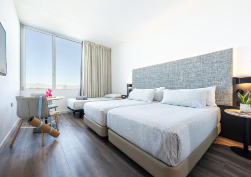 Estudio Xtra Space del hotel INNSiDE Barcelona Aeropuerto