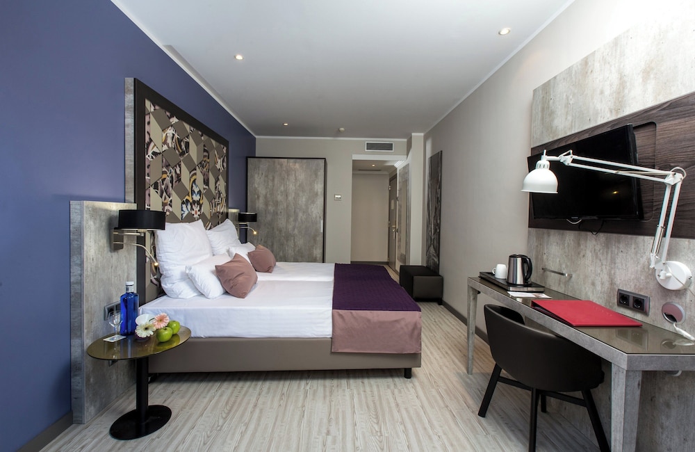Habitación Superior del hotel Leonardo Barcelona Las Ramblas. Foto 3