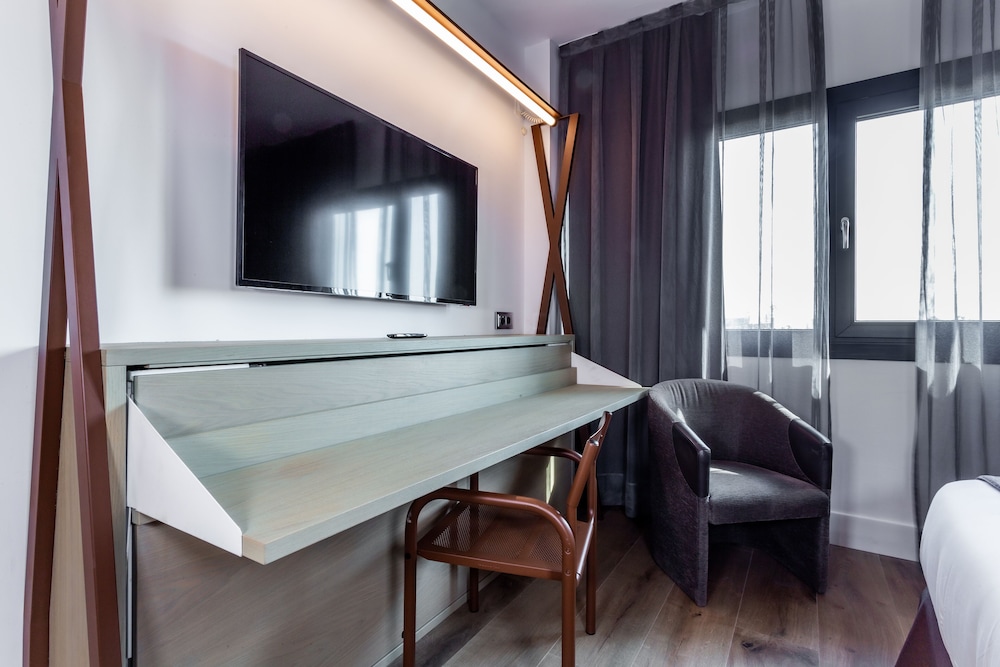 Habitación estándar, varias camas, no fumadores del hotel Best Western Plus Hotel Alfa Aeropuerto. Foto 3