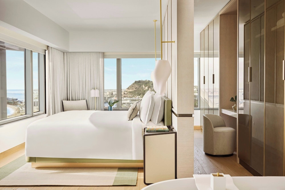 Suite, 1 habitación, vistas a la ciudad (Skyline) del hotel Arts Barcelona. Foto 4