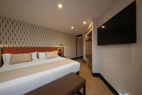 Habitación Familiar Deluxe del hotel Catalonia Park Putxet. Foto 4